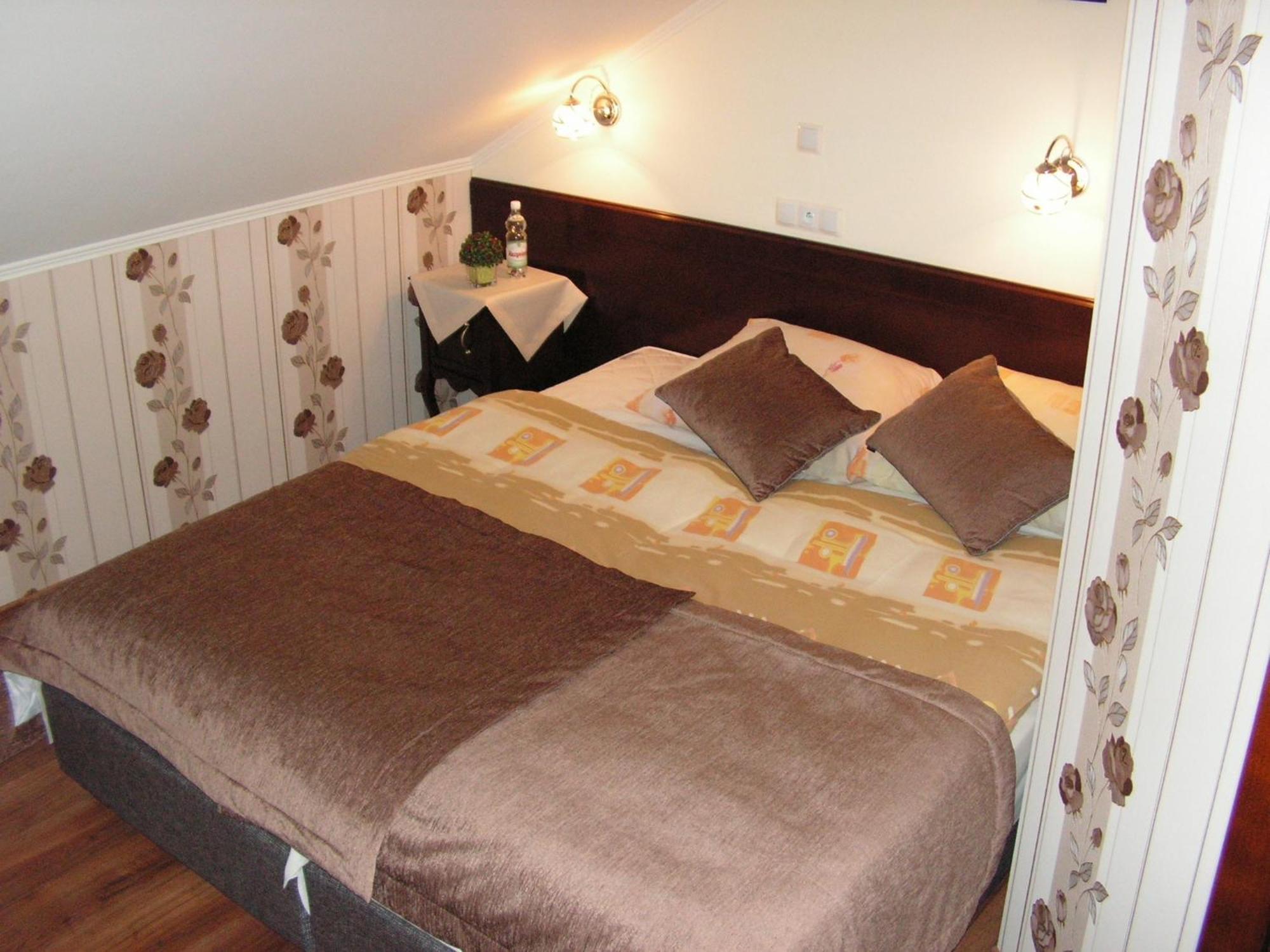 Dworek Jolanta Biała Podlaska Extérieur photo